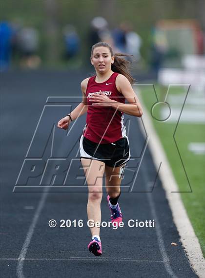 Thumbnail 3 in Kenosha County Outdoor Track & Field Meet photogallery.