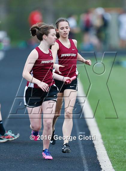 Thumbnail 1 in Kenosha County Outdoor Track & Field Meet photogallery.