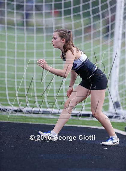 Thumbnail 3 in Kenosha County Outdoor Track & Field Meet photogallery.