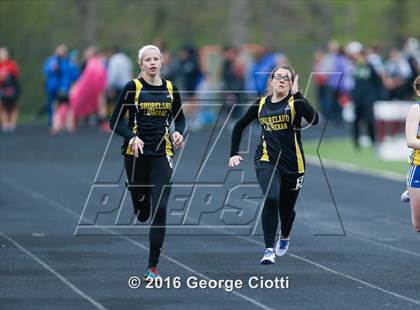 Thumbnail 2 in Kenosha County Outdoor Track & Field Meet photogallery.