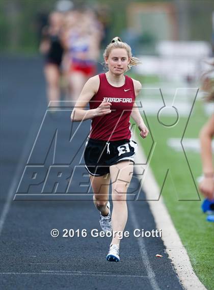 Thumbnail 1 in Kenosha County Outdoor Track & Field Meet photogallery.