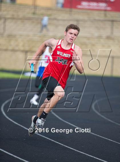 Thumbnail 3 in Kenosha County Outdoor Track & Field Meet photogallery.