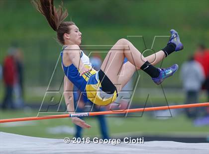 Thumbnail 1 in Kenosha County Outdoor Track & Field Meet photogallery.