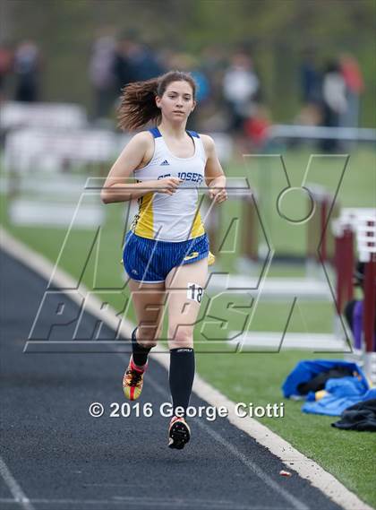 Thumbnail 1 in Kenosha County Outdoor Track & Field Meet photogallery.