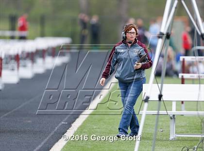 Thumbnail 2 in Kenosha County Outdoor Track & Field Meet photogallery.