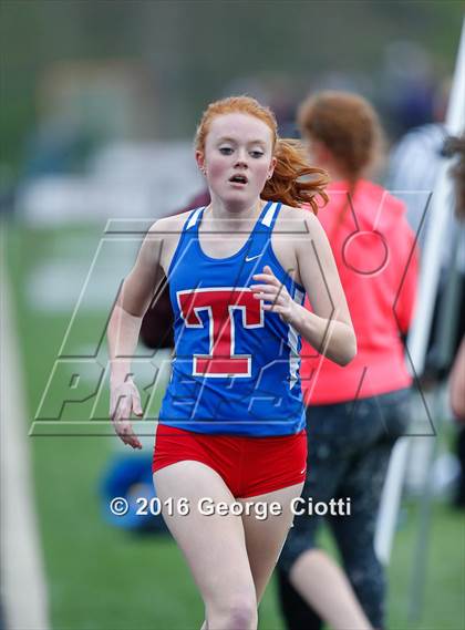 Thumbnail 1 in Kenosha County Outdoor Track & Field Meet photogallery.