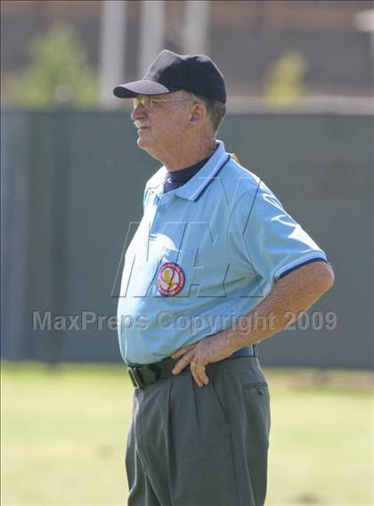 Thumbnail 2 in Crespi vs. Redlands East Valley (CIF SS D2 Playoffs) photogallery.