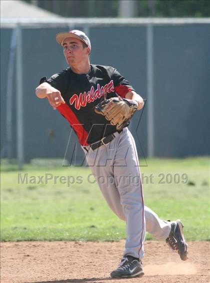 Thumbnail 1 in Crespi vs. Redlands East Valley (CIF SS D2 Playoffs) photogallery.