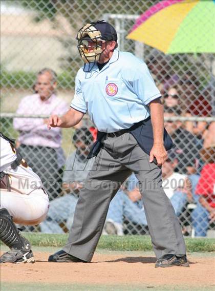 Thumbnail 2 in Crespi vs. Redlands East Valley (CIF SS D2 Playoffs) photogallery.