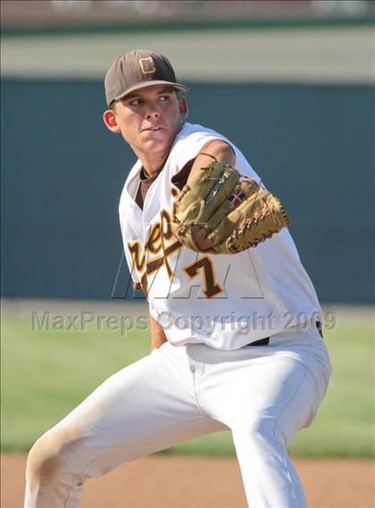 Thumbnail 3 in Crespi vs. Redlands East Valley (CIF SS D2 Playoffs) photogallery.