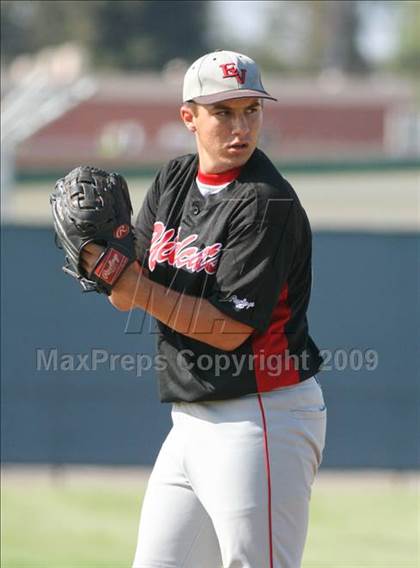 Thumbnail 3 in Crespi vs. Redlands East Valley (CIF SS D2 Playoffs) photogallery.