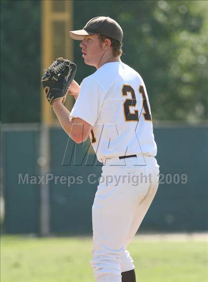 Thumbnail 1 in Crespi vs. Redlands East Valley (CIF SS D2 Playoffs) photogallery.