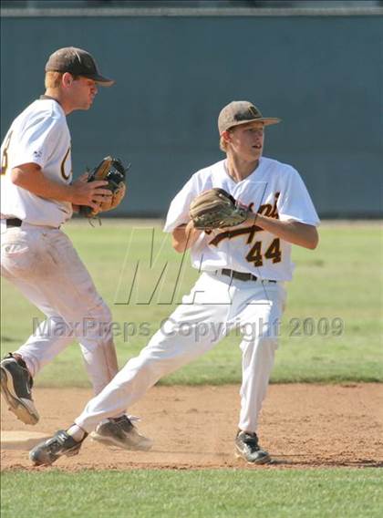 Thumbnail 2 in Crespi vs. Redlands East Valley (CIF SS D2 Playoffs) photogallery.
