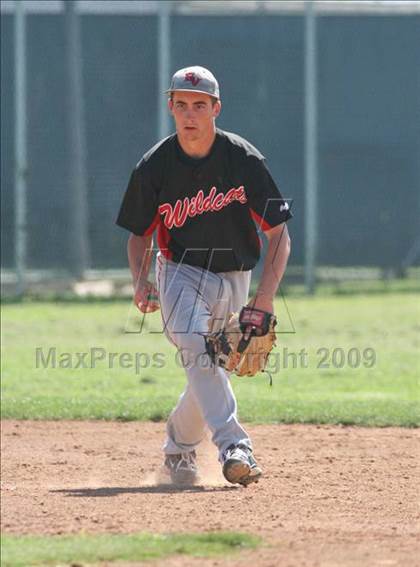 Thumbnail 2 in Crespi vs. Redlands East Valley (CIF SS D2 Playoffs) photogallery.