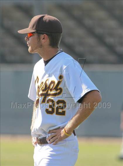 Thumbnail 1 in Crespi vs. Redlands East Valley (CIF SS D2 Playoffs) photogallery.