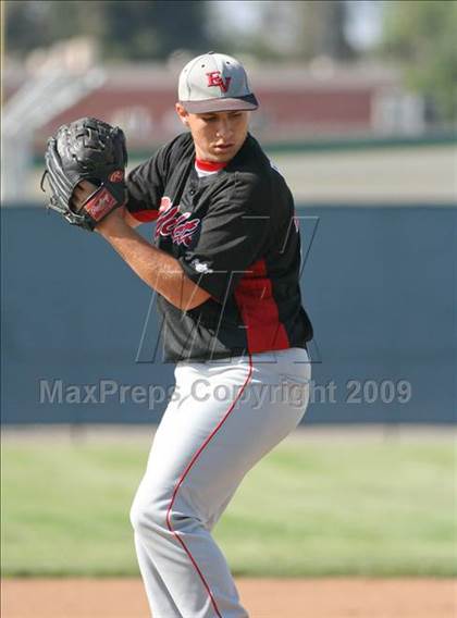 Thumbnail 1 in Crespi vs. Redlands East Valley (CIF SS D2 Playoffs) photogallery.