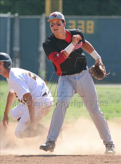 Thumbnail 2 in Crespi vs. Redlands East Valley (CIF SS D2 Playoffs) photogallery.