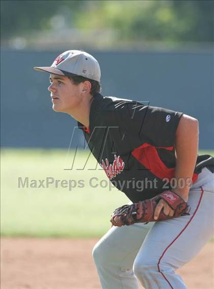 Thumbnail 1 in Crespi vs. Redlands East Valley (CIF SS D2 Playoffs) photogallery.