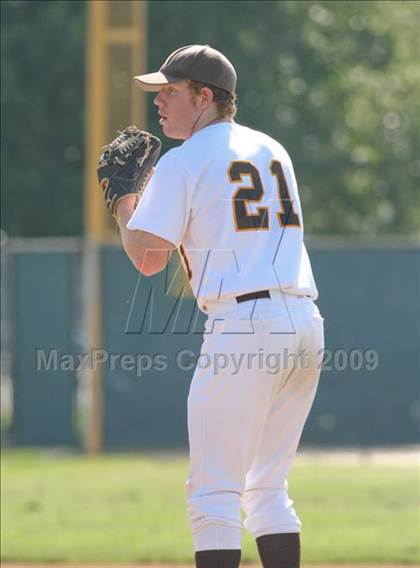 Thumbnail 1 in Crespi vs. Redlands East Valley (CIF SS D2 Playoffs) photogallery.
