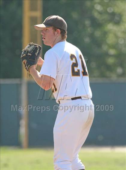 Thumbnail 3 in Crespi vs. Redlands East Valley (CIF SS D2 Playoffs) photogallery.