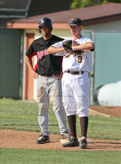Thumbnail 2 in Crespi vs. Redlands East Valley (CIF SS D2 Playoffs) photogallery.