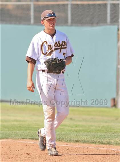 Thumbnail 1 in Crespi vs. Redlands East Valley (CIF SS D2 Playoffs) photogallery.