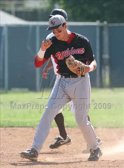 Thumbnail 1 in Crespi vs. Redlands East Valley (CIF SS D2 Playoffs) photogallery.