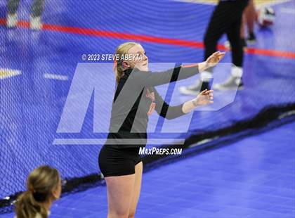 Thumbnail 2 in Wiggins vs. Ignacio (CHSAA 2A Second Round) photogallery.