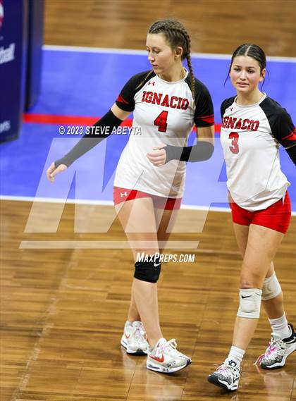 Thumbnail 3 in Wiggins vs. Ignacio (CHSAA 2A Second Round) photogallery.