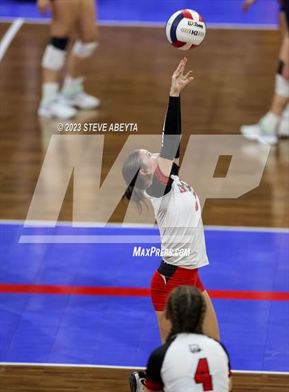 Thumbnail 2 in Wiggins vs. Ignacio (CHSAA 2A Second Round) photogallery.