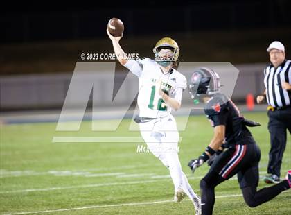Thumbnail 2 in Ware County vs Warner Robins (GHSA 5A 2nd Round) photogallery.