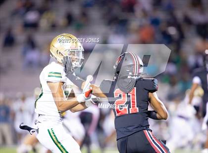 Thumbnail 1 in Ware County vs Warner Robins (GHSA 5A 2nd Round) photogallery.