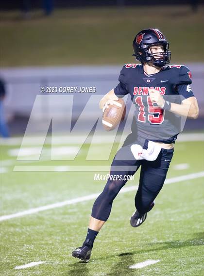 Thumbnail 2 in Ware County vs Warner Robins (GHSA 5A 2nd Round) photogallery.