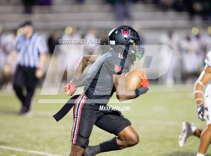 Thumbnail 3 in Ware County vs Warner Robins (GHSA 5A 2nd Round) photogallery.