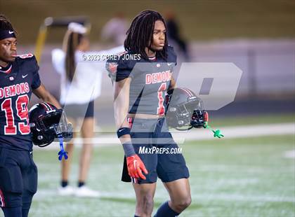 Thumbnail 3 in Ware County vs Warner Robins (GHSA 5A 2nd Round) photogallery.