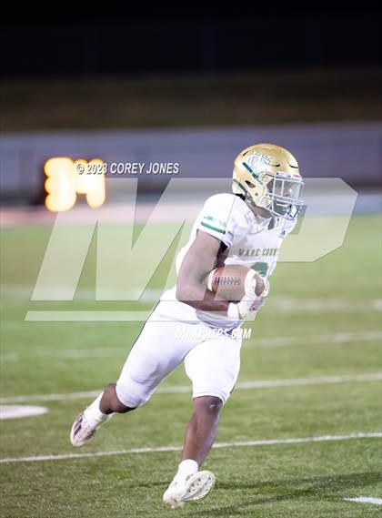 Thumbnail 2 in Ware County vs Warner Robins (GHSA 5A 2nd Round) photogallery.