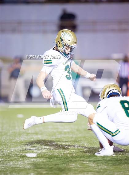 Thumbnail 1 in Ware County vs Warner Robins (GHSA 5A 2nd Round) photogallery.