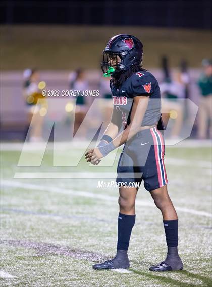 Thumbnail 1 in Ware County vs Warner Robins (GHSA 5A 2nd Round) photogallery.