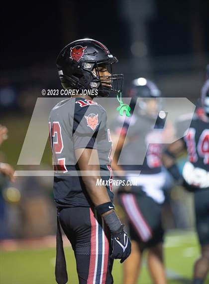 Thumbnail 2 in Ware County vs Warner Robins (GHSA 5A 2nd Round) photogallery.