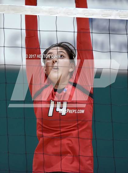 Thumbnail 1 in Palos Verdes vs Esperanza (Dave Mohs Tournament) photogallery.