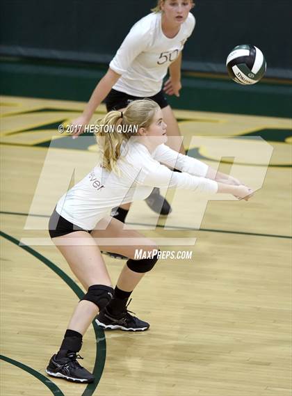 Thumbnail 2 in Palos Verdes vs Esperanza (Dave Mohs Tournament) photogallery.