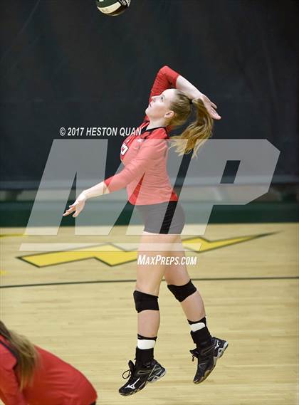 Thumbnail 1 in Palos Verdes vs Esperanza (Dave Mohs Tournament) photogallery.