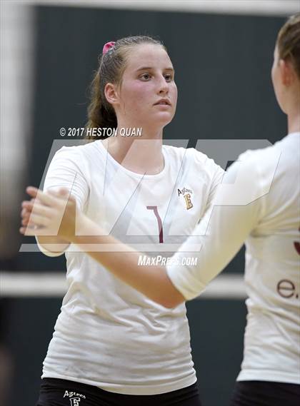 Thumbnail 3 in Palos Verdes vs Esperanza (Dave Mohs Tournament) photogallery.