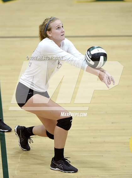 Thumbnail 1 in Palos Verdes vs Esperanza (Dave Mohs Tournament) photogallery.