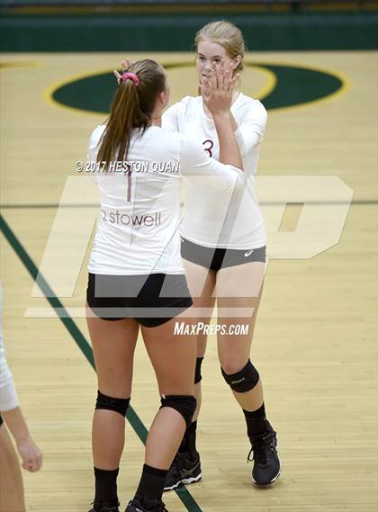 Thumbnail 2 in Palos Verdes vs Esperanza (Dave Mohs Tournament) photogallery.