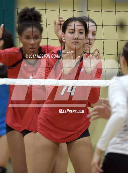 Thumbnail 3 in Palos Verdes vs Esperanza (Dave Mohs Tournament) photogallery.