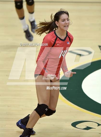 Thumbnail 2 in Palos Verdes vs Esperanza (Dave Mohs Tournament) photogallery.