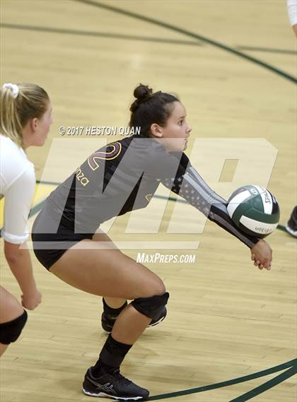 Thumbnail 3 in Palos Verdes vs Esperanza (Dave Mohs Tournament) photogallery.