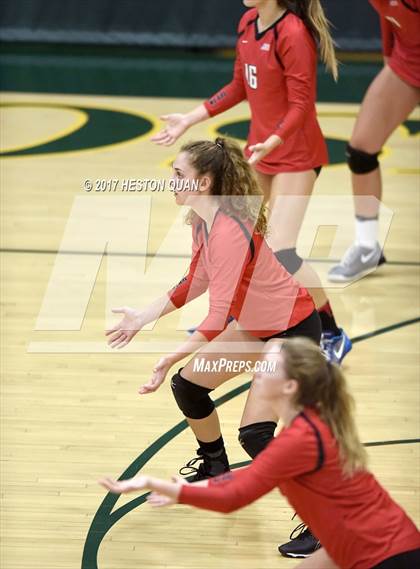 Thumbnail 3 in Palos Verdes vs Esperanza (Dave Mohs Tournament) photogallery.