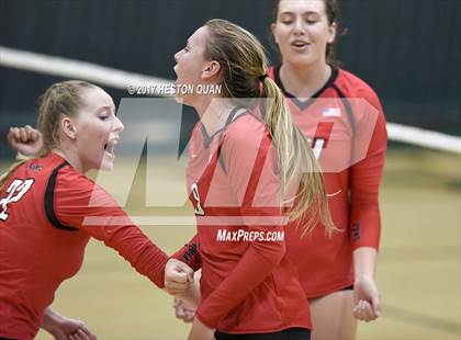 Thumbnail 1 in Palos Verdes vs Esperanza (Dave Mohs Tournament) photogallery.